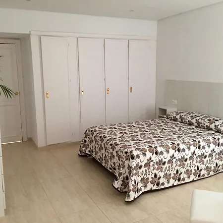 Apartamentos Carmen Teresa Torremolinos Exterior photo
